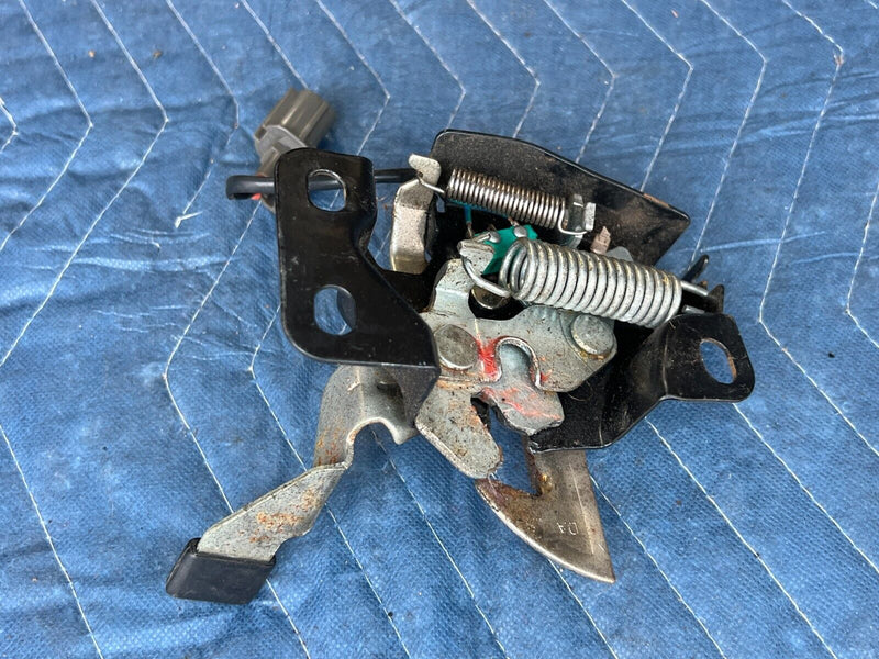 44034200