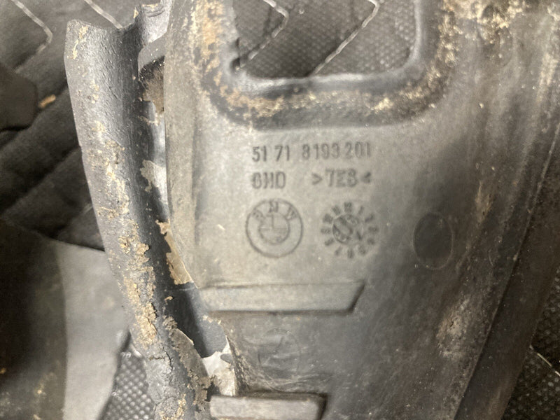 46762122