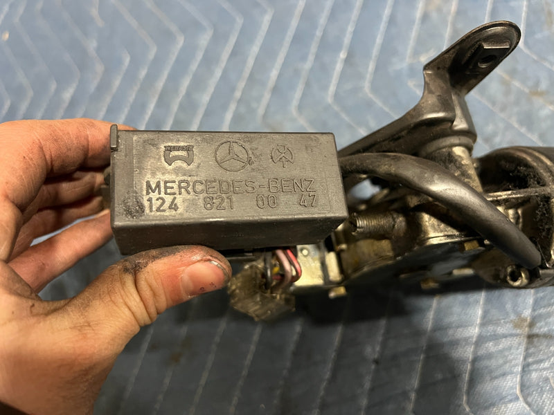 45758712
