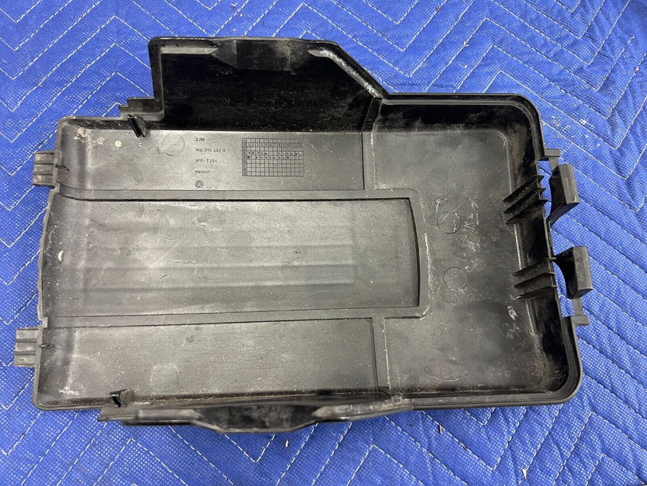 2006-2010 VW Jetta 2.5L Battery Tray Box Cover Lid 1K0915443A OEM #113MC