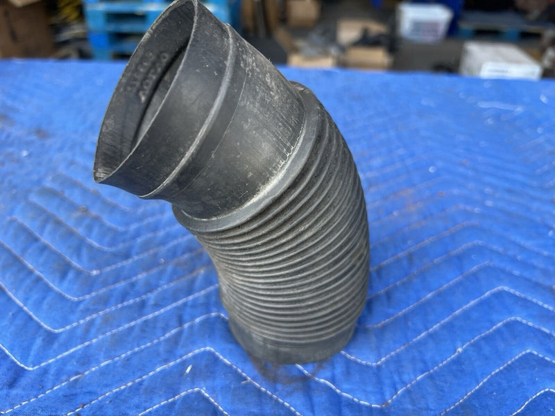 1986-1993 Volvo 240 244 245 MAF Airbox Snorkel Intake Tube 1276669 OEM #3789E