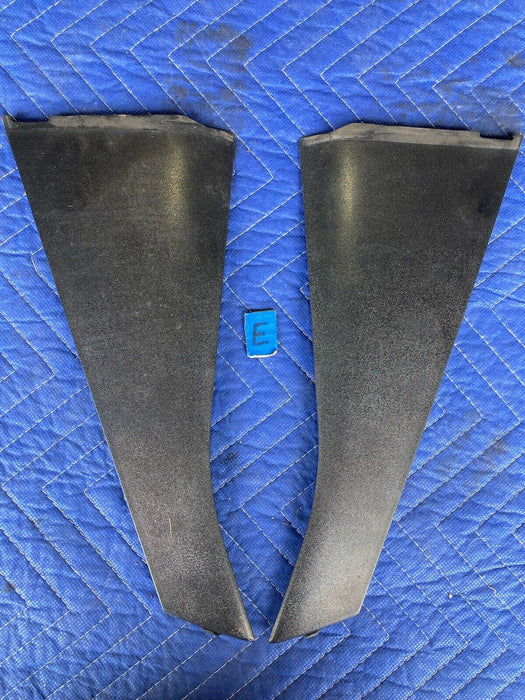 2006-2016 Chevy Impala GM Left Right B Pillar Trim Pair 25897631 OEM #3200M