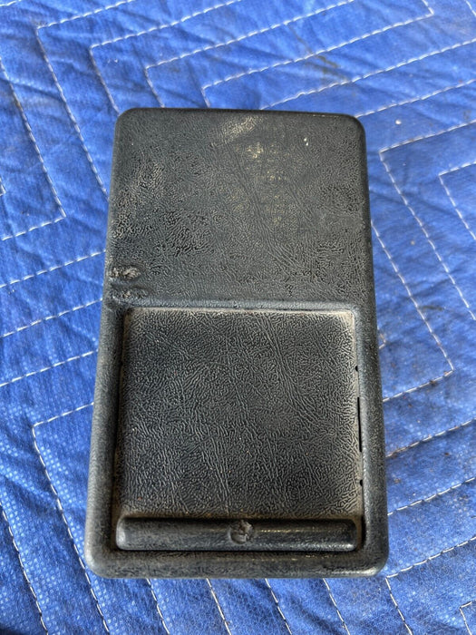 1983-1985 Porsche 944 Black Center Console Ash Tray Coin Compartment OEM #1752EM