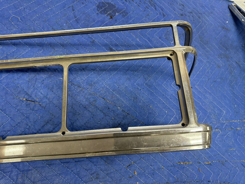 1980-1989 Cadillac Deville Fleetwood Right Chrome Headlight Bezel 1617023 #3817E