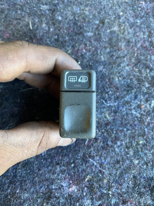 46762912