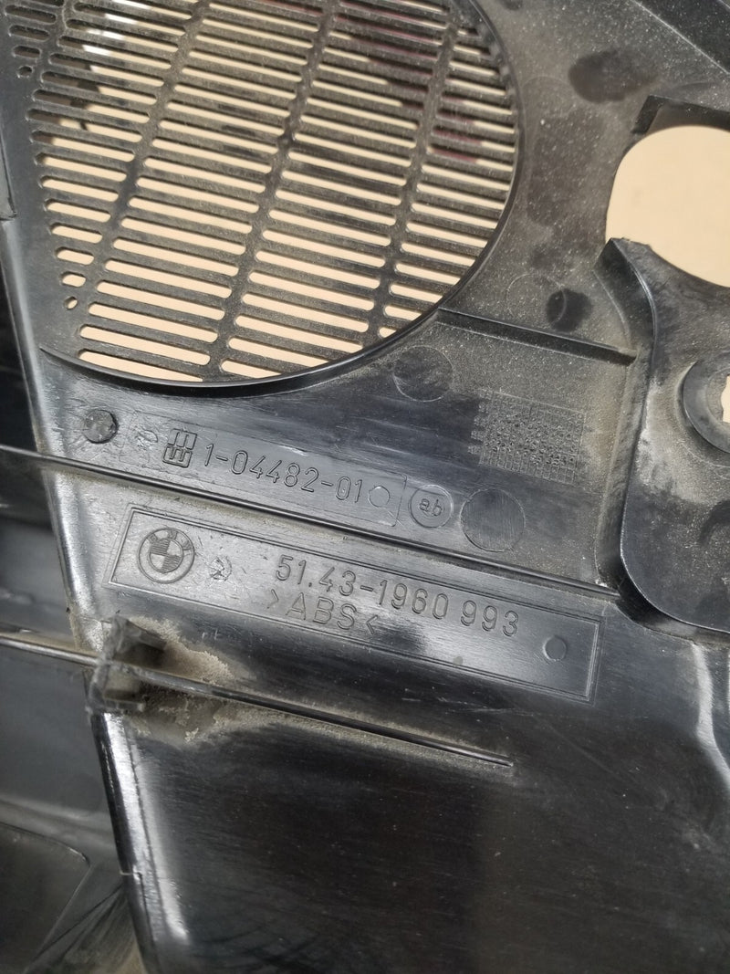 46763987