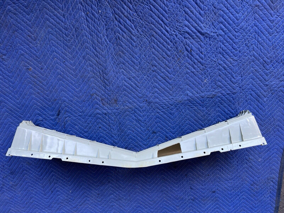 1968 Chevy Camaro NOS Grille w/Parking Lights 3914772 & Box OEM 916896 GM #3563E