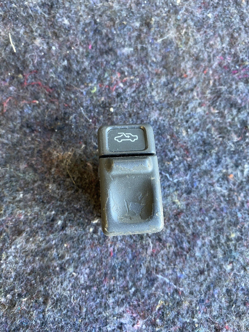 46762889