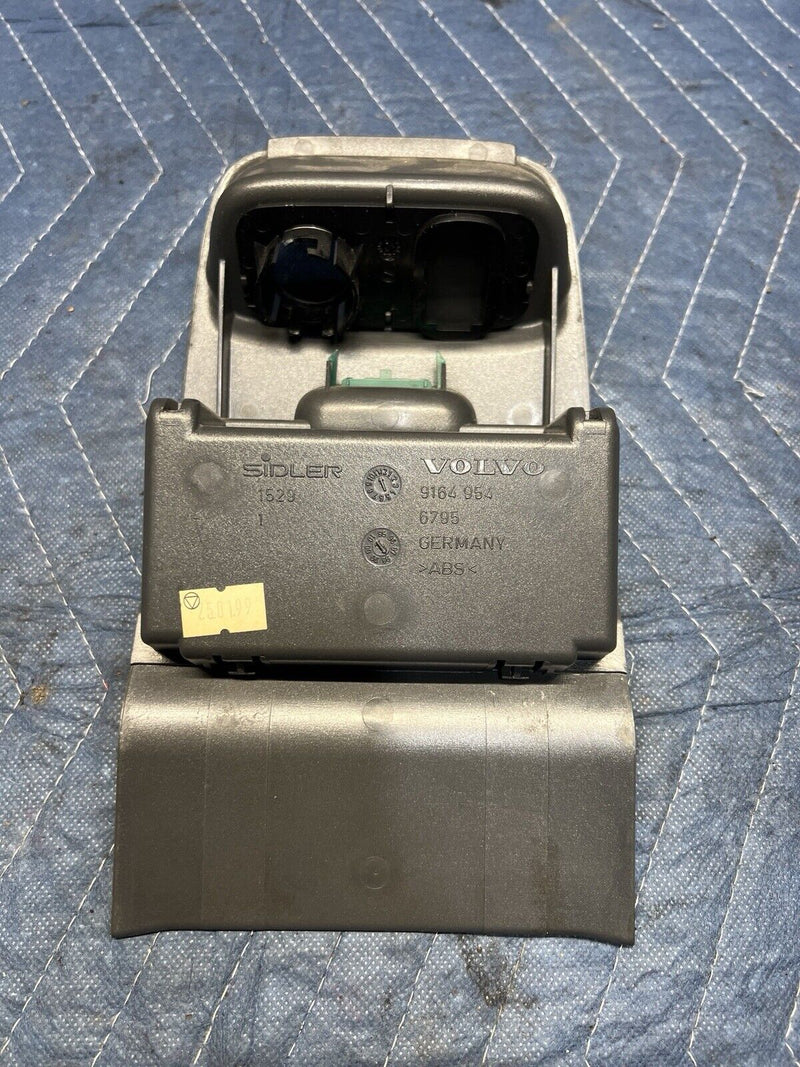 43770198