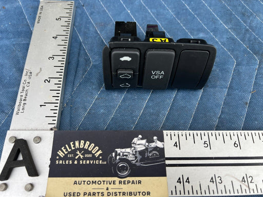 43984032