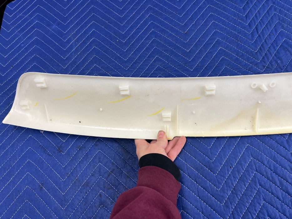 2006-2010 VW Jetta 2.5L Rear Upper Interior Headliner Trim 1K5867617 OEM #136MC