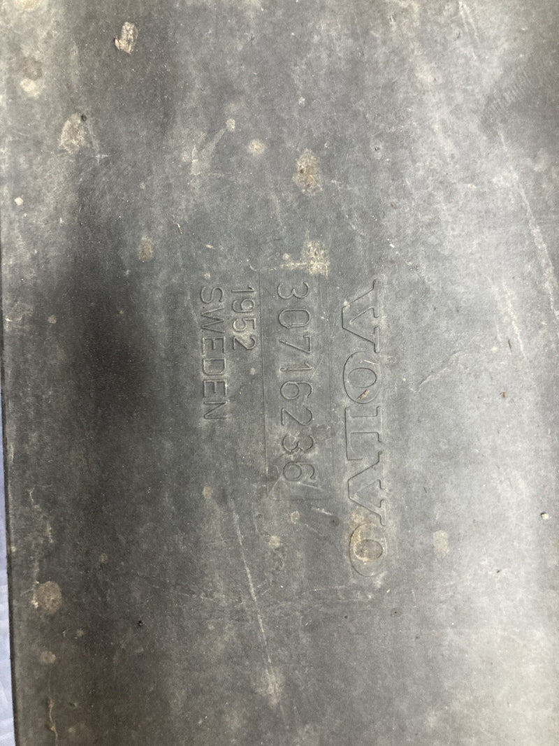 46763527