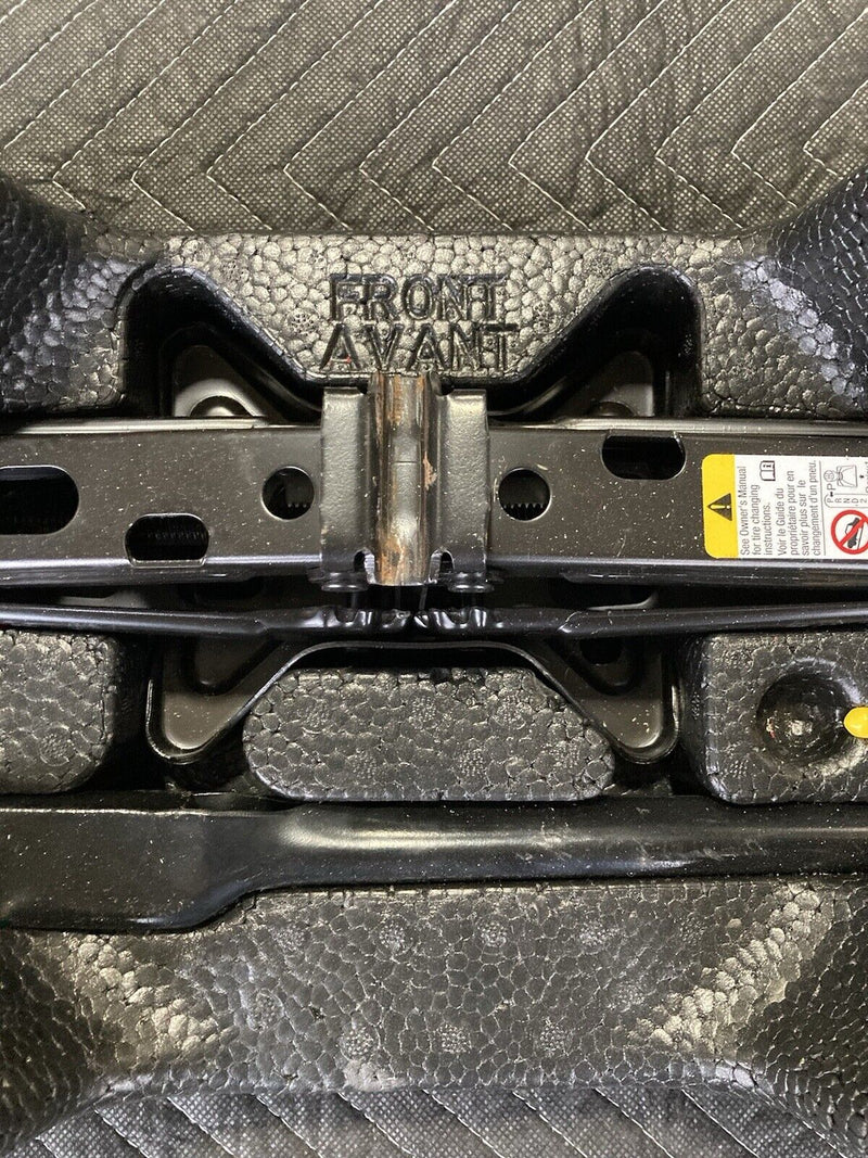 2006-2016 Chevy Impala GM Jack Set Kit With Foam Insert Emergency OEM #3139M