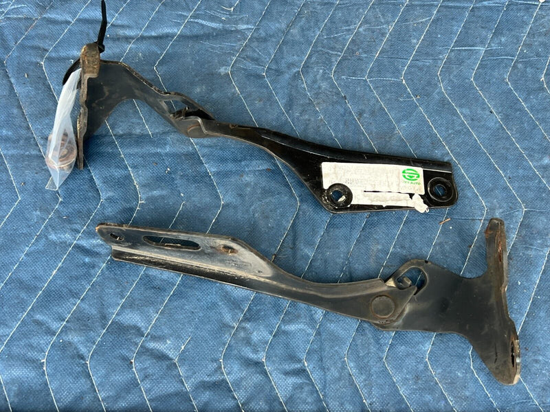 44032745