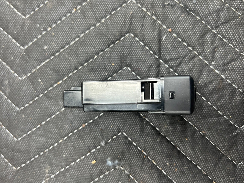 46764895