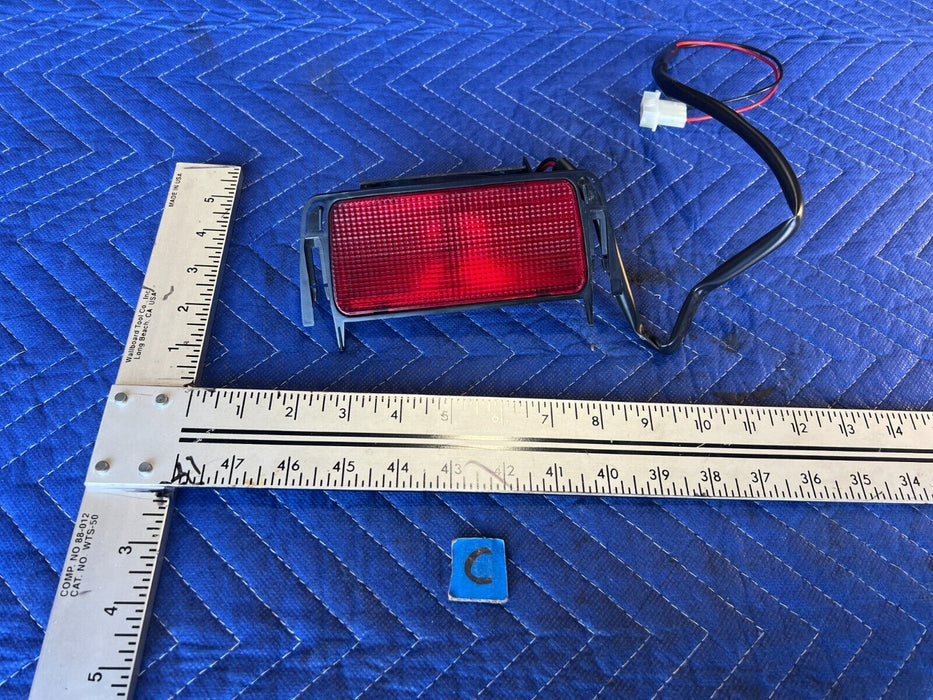 1984-1989 Volvo 740 760 Sedan Rear Third Brake Light Lamp Assembly OEM #1634EM