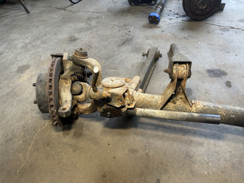 1997-2002 Jeep Wrangler TJ Dana 30 4.10 Ratio Front Axle Differential Manual OEM