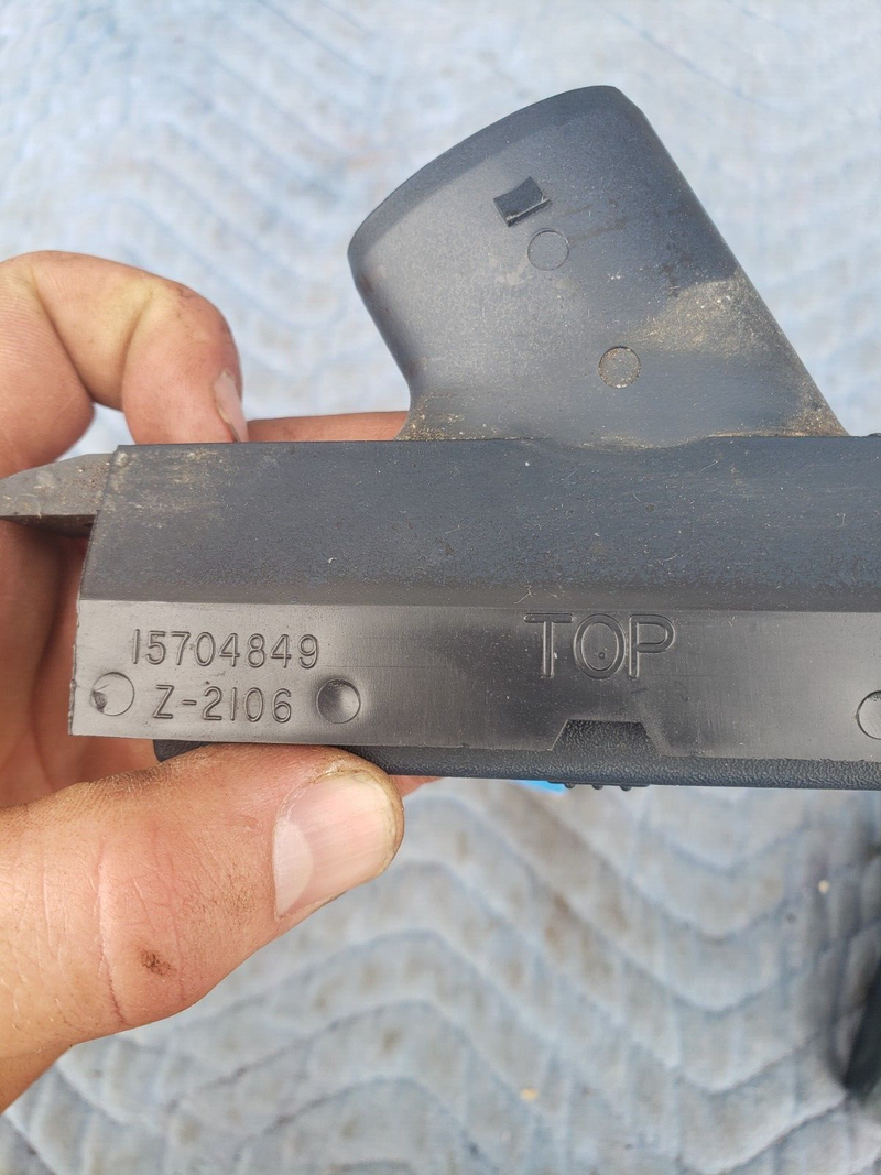 1988-1998 Chevy GMC GM 1500 C/K Gray Dash Vent Set of 3 OEM 15704849 #1042CN