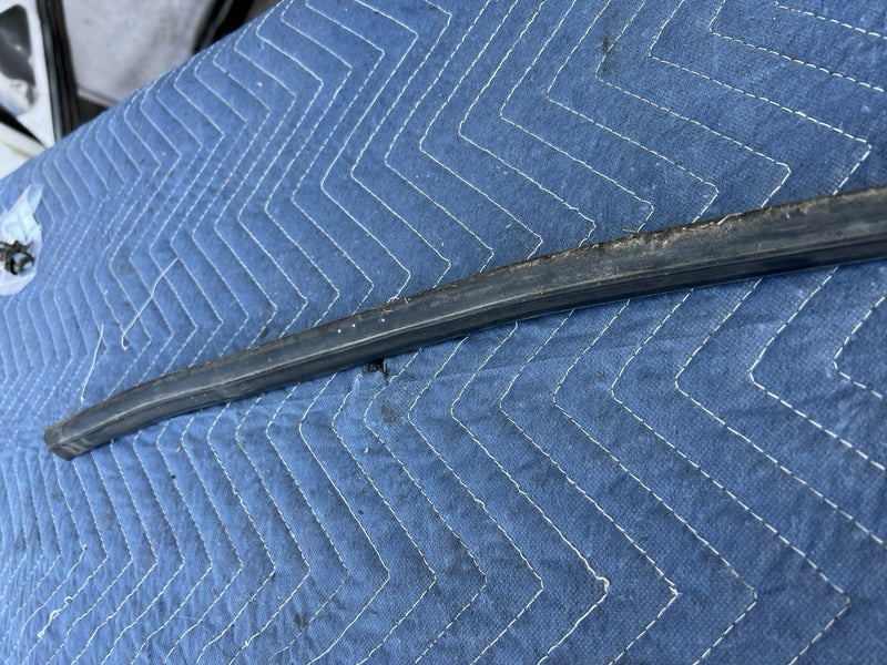 47006272