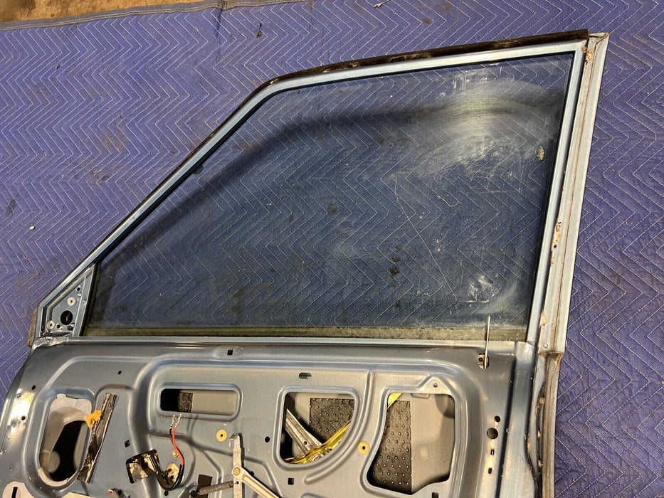 1984-1989 Volvo 740 760 Sedan Blue Metallic Front Passenger Right Door OE#1565EM