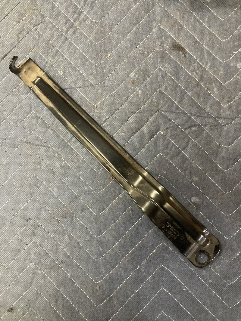 46763917