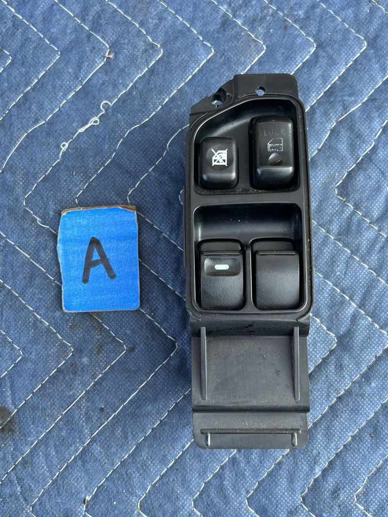 46894684