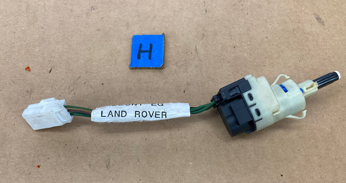 1998-2005 Land Rover Freelander 1 YMQ503280 Brake Light Switch OEM #3082M