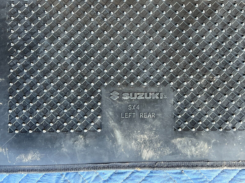 43770986