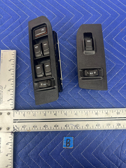 2006-2010 Hummer H3 Front LH & RH Power Window Control Switch Pair OEM #1382EM