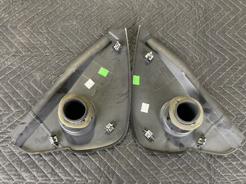 2006-2016 Chevy Impala GM Dash End Cap Trim Pair LH RH 15845032 OEM #3123M