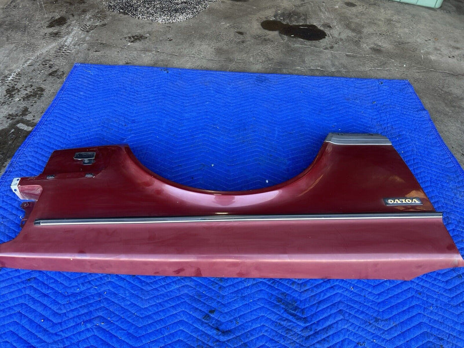 1988-1993 Volvo 240 244 245 Passenger  Right Front Fender Maroon OEM #3758E