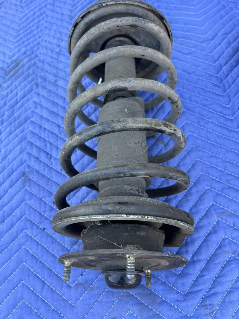 1975-1993 Volvo 240 Front Steering Spindles Suspension Struts L & R OEM #3851E