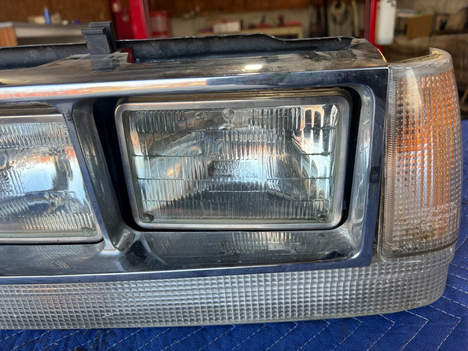 1984-1989 Volvo 740 760 LH Left Driver Front Headlight w/ Bezel Trim OEM #1706EM