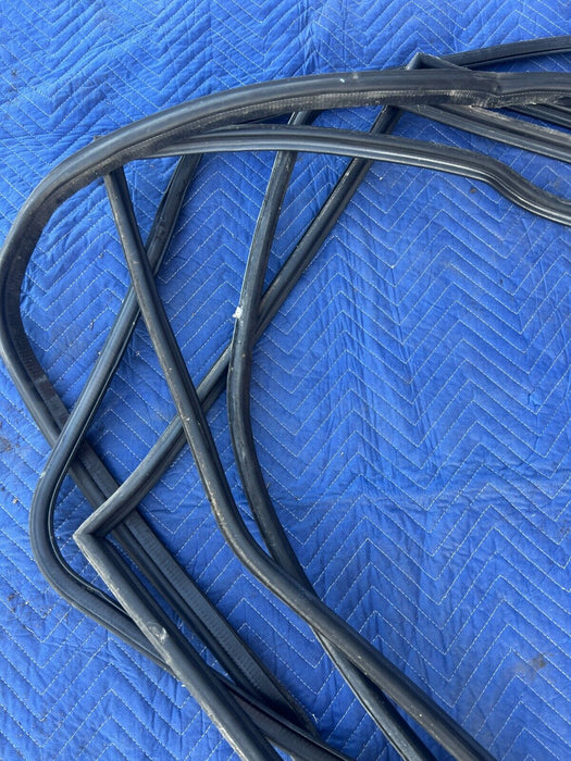 1984-1989 Volvo 740 760 Sedan Full Set of 4 Door Seal Weather Strip OEM #1724EM