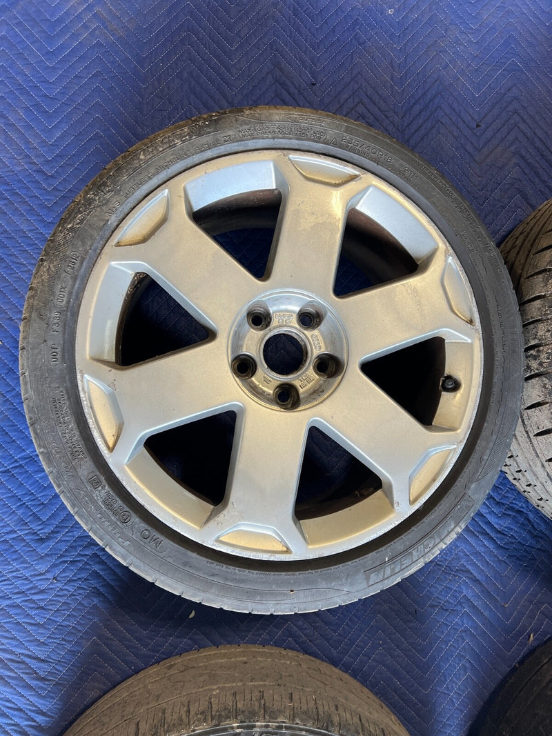 46764612