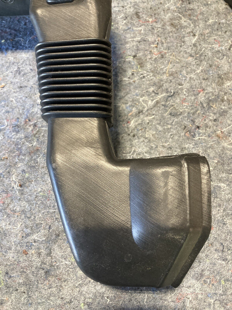 46762718