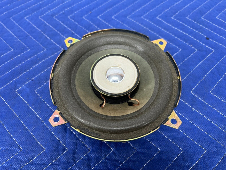 1984-1989 Volvo 740 760 Sedan Front Left Right Speaker Tweeter 1362240 OE#1545EM