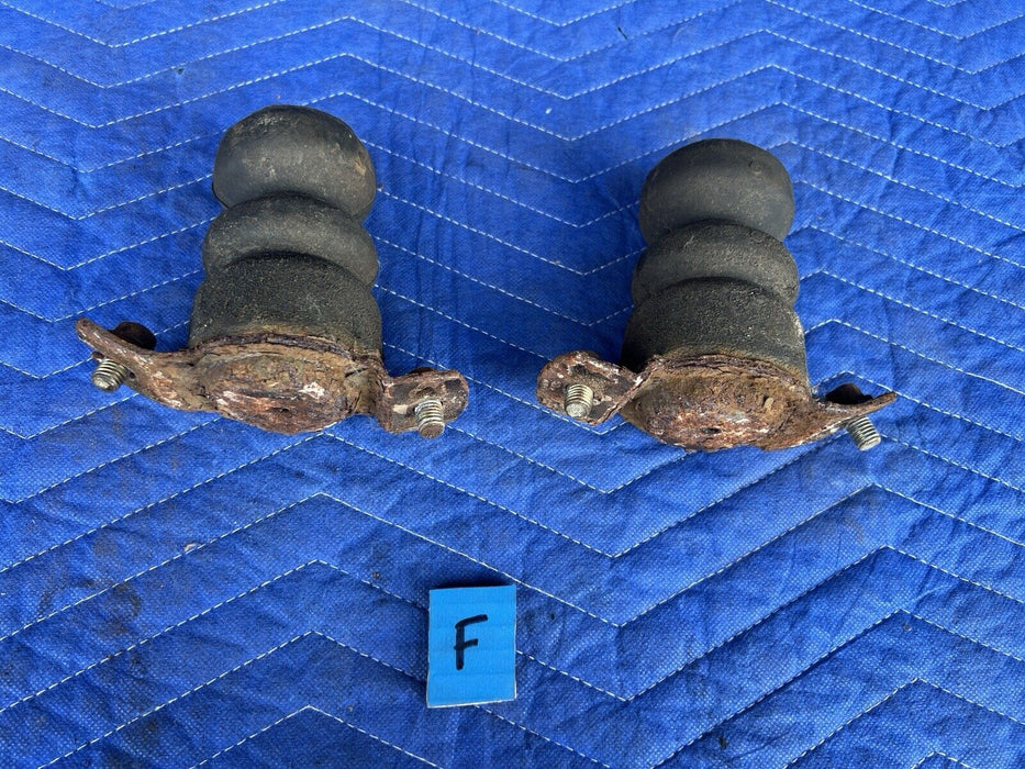 1986-1993 Volvo 240 244 245 Rear Axle Rubber Bump Stop Pair L & R OEM #3739E