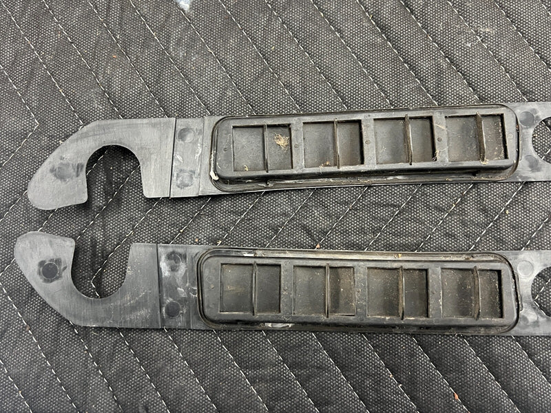 46765422