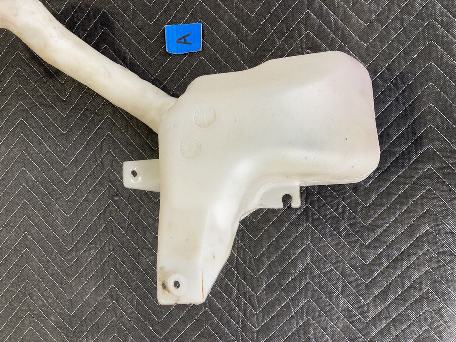 2006-2016 Chevy Impala GM Windshield Washer Fluid Tank 19120261 OEM #3121M