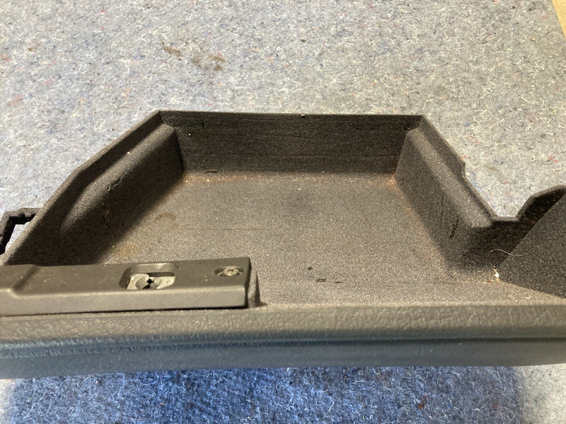 46762564