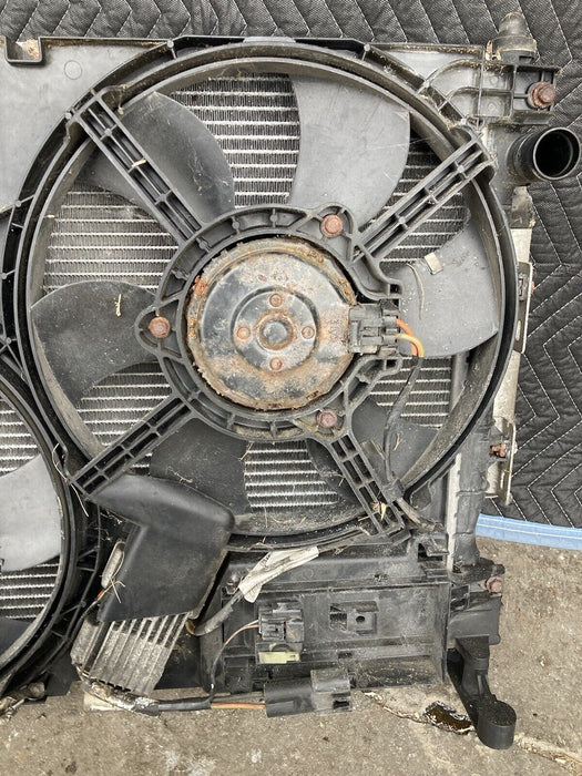 Land Rover Freelander Radiator 1998-2005 Land Rover Freelander 1 Radiator Pack Cooling Fan Assembly O ...