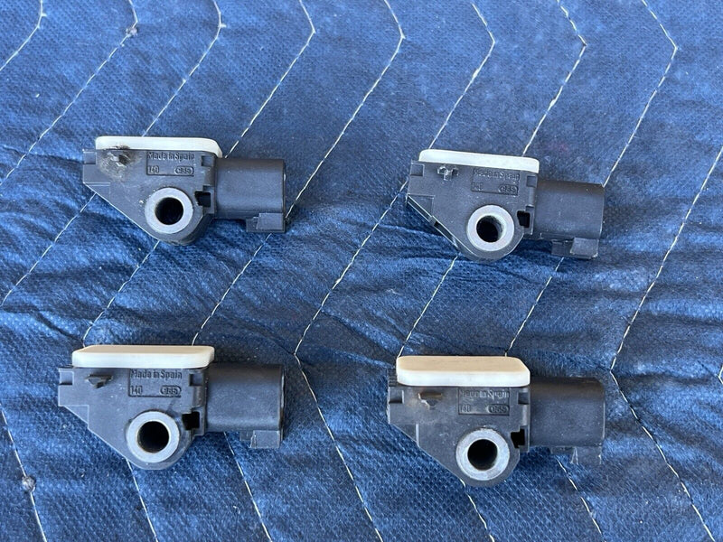 44094014
