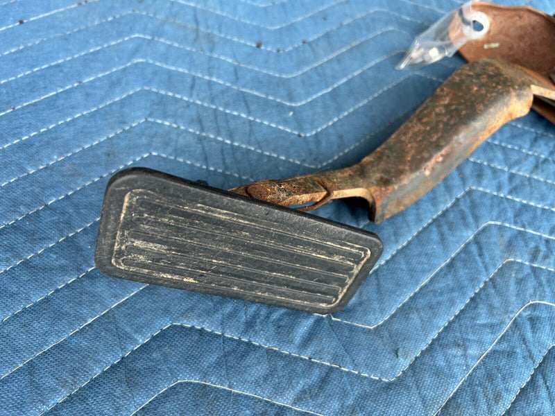 44076472