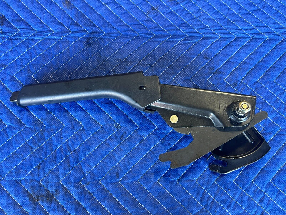 1984-1989 Volvo 740 760 Emergency Parking E Brake Lever Assembly OEM #1654EM