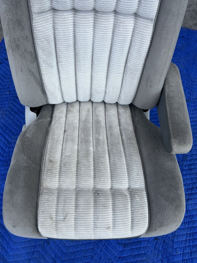1988-1994 Chevy C/K 1500 Passenger Bucket Seat Manual Control Gray OEM #1787EM