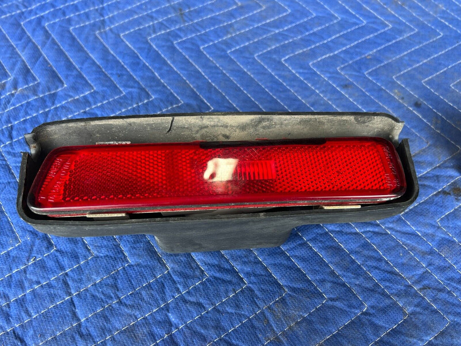 1983-1985 Porsche 944 Left Right Rear Quarter Panel Marker Light Pair OEM#1748EM