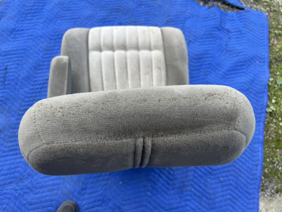 1988-1994 Chevy C/K 1500 Passenger Bucket Seat Manual Control Gray OEM #1787EM