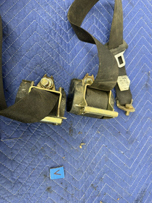 1983-1992 BMW E30 318i 325i Rear Seat Belt Retractors Left & Right OEM #3392E