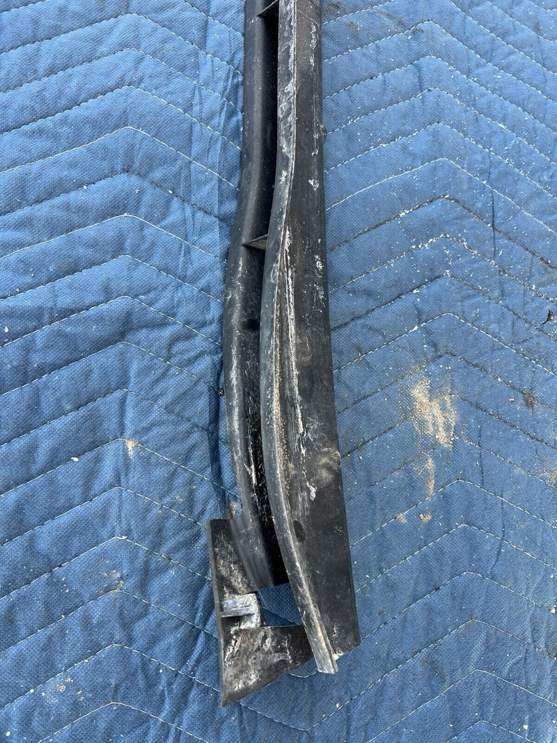 44118057